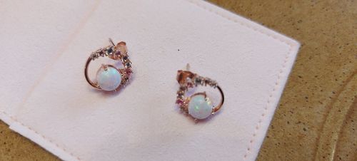 Customer photo review of Boucles d'oreilles Romane