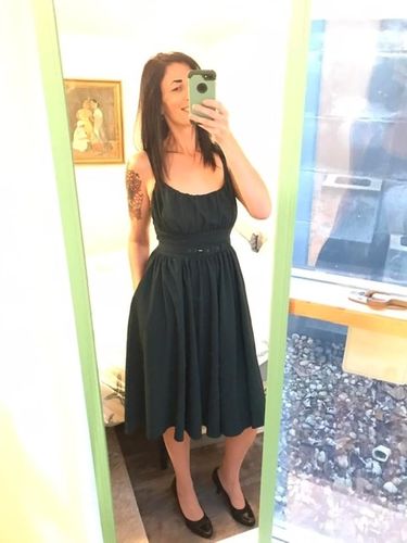 Customer photo review of PRE-ORDER - Ingenue Dress in Hunter Green - Vixen by Micheline Pitt
