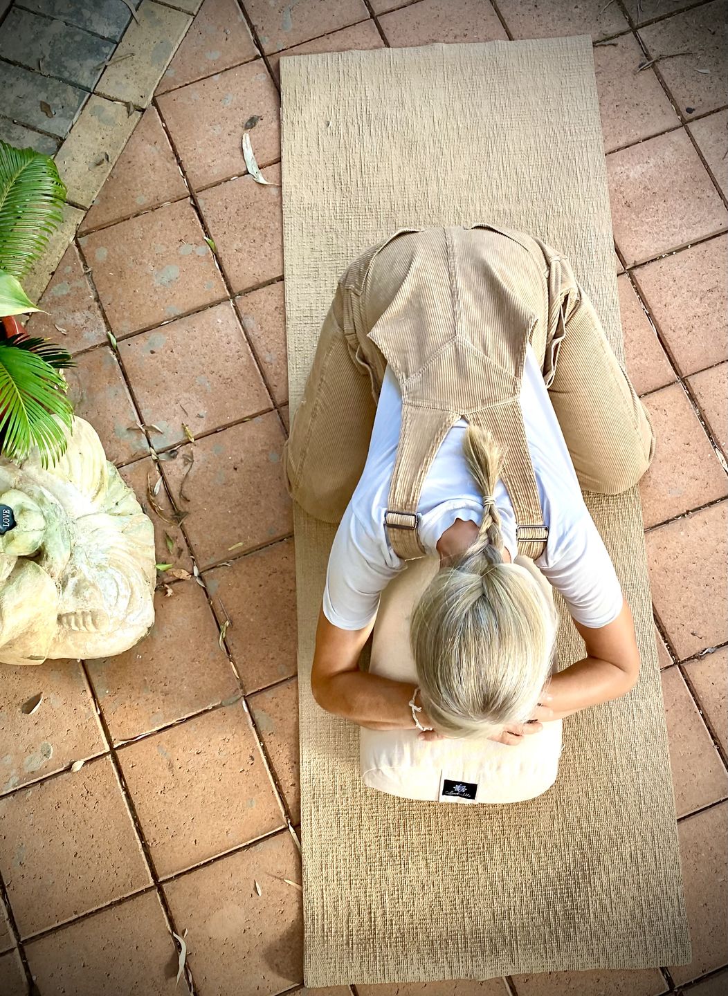 Customer photo review of Purity - Oval Yoga Bolster