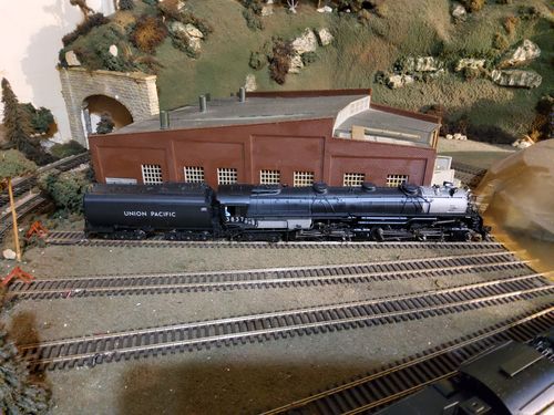Customer photo review of (Brass Hybrid) BLI 4803 UP Early Challenger (CSA-2), #3837, Post-1947, As-Delivered Front Engine, Paragon4 Sound/DC/DCC, Smoke, HO