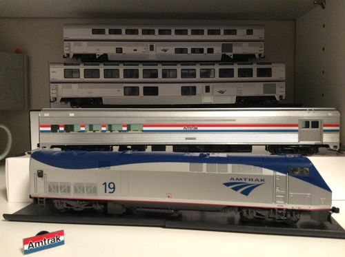 Customer photo review of Kato 35-6064 Amtrak Superliner Lounge Phase VI #33024, HO