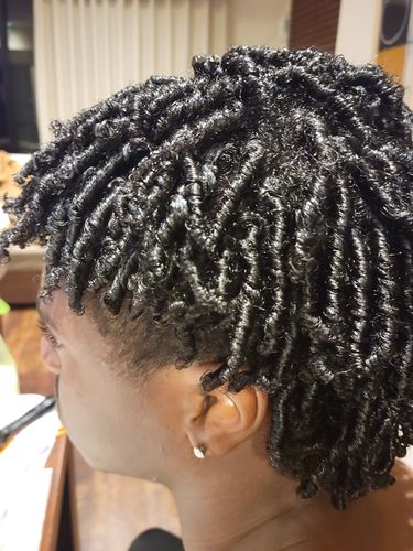 Customer photo review of C.R.E.A.M. Twist & Curl Cream