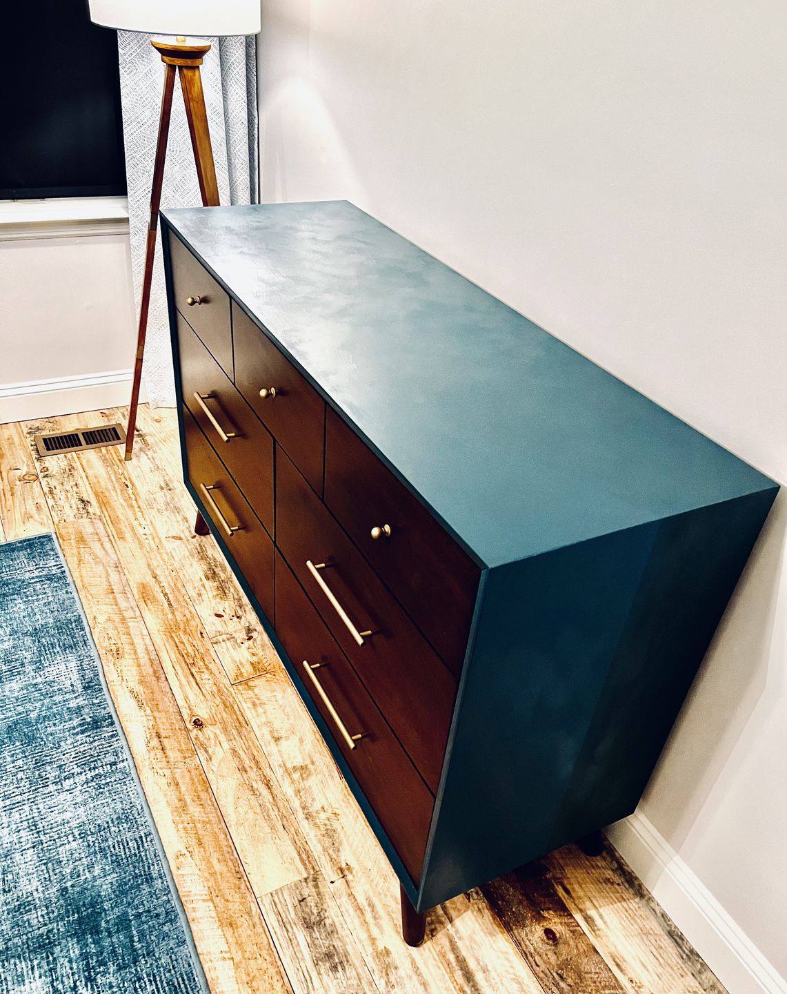 Customer photo review of Brooks Grey - One Step Paint