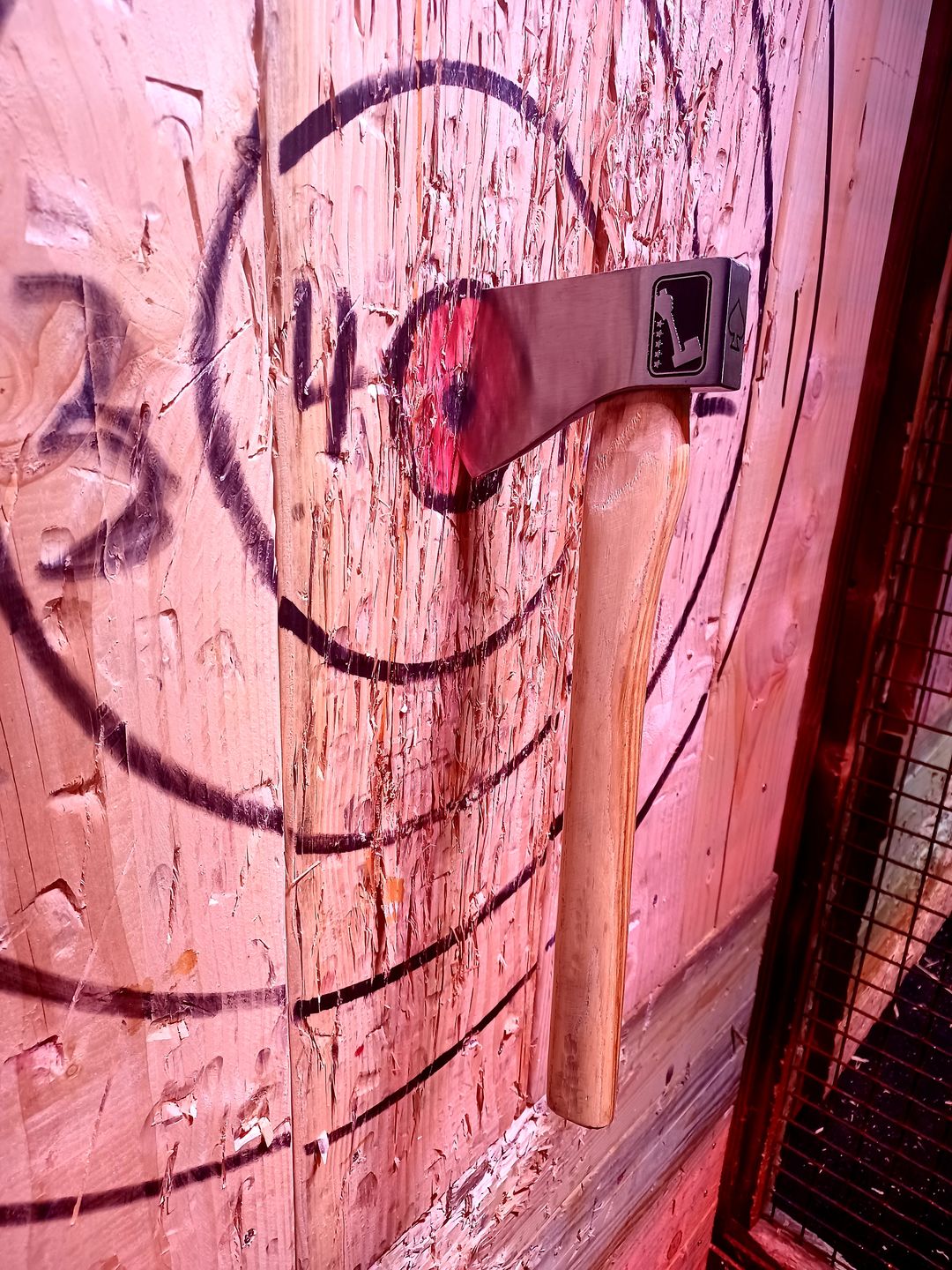 Customer photo review of Ace of Spades Throwing Axe (3rd Generation)