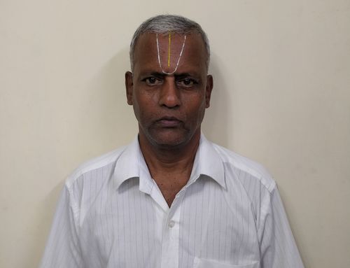 Customer photo review of Small Tiruman Box - With Tiruman Srichoornam and Stick