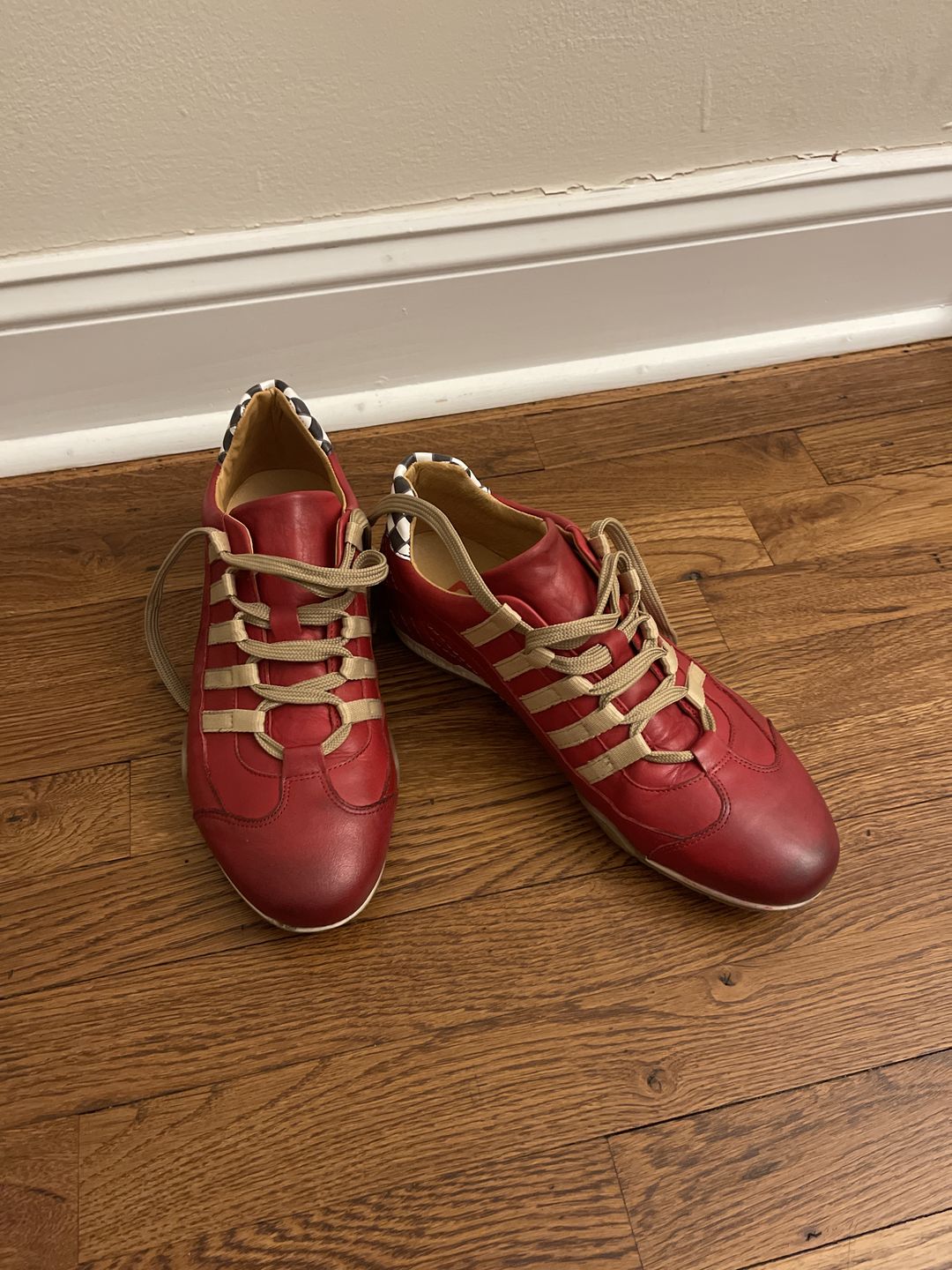 Customer photo review of Men's Racing Sneaker in Corsa Rosso (Red and Sand)