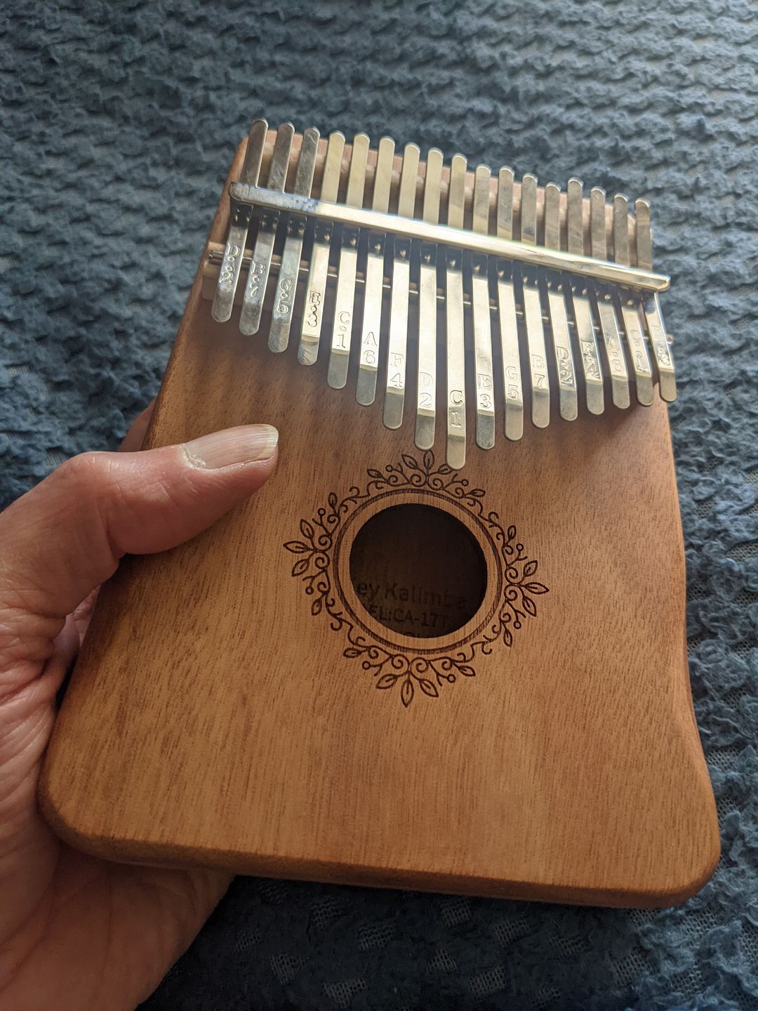 Customer photo review of Kalimba 17 Key Classic Natural