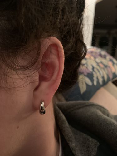 Customer photo review of Mini Bold Hoops - Silver