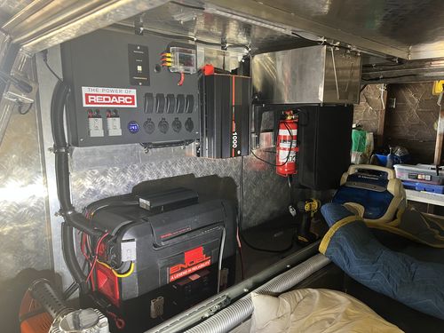 Customer photo review of Inverter 1000 Watt 12v Pure Sine Wave with remote control ITECH1000W