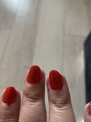 Customer photo review of Gel Polish Studios Didier heart beat coral 8ml