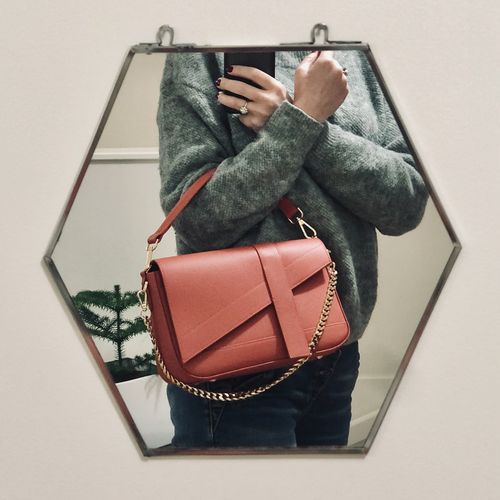 Customer photo review of Iconic Ally - Coral