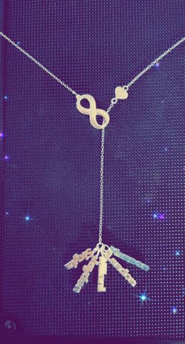 Customer photo review of Vertical Hanging Name Necklace