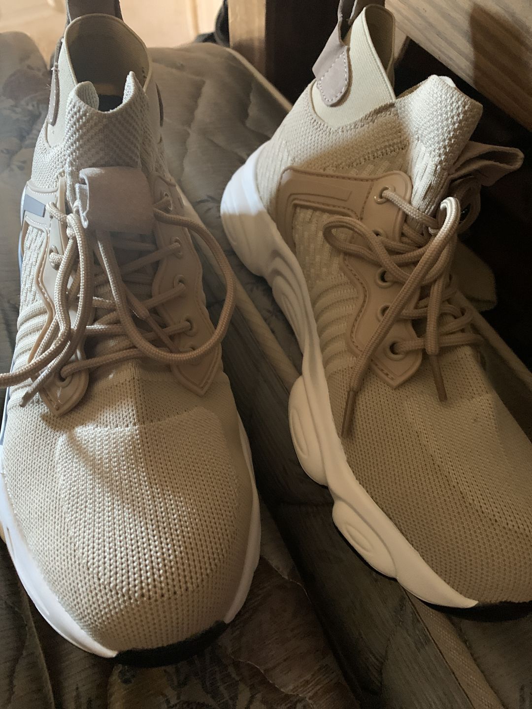 Customer photo review of Conquer Beige