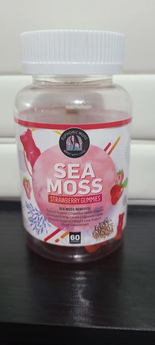 Customer photo review of Sea Moss Gummies