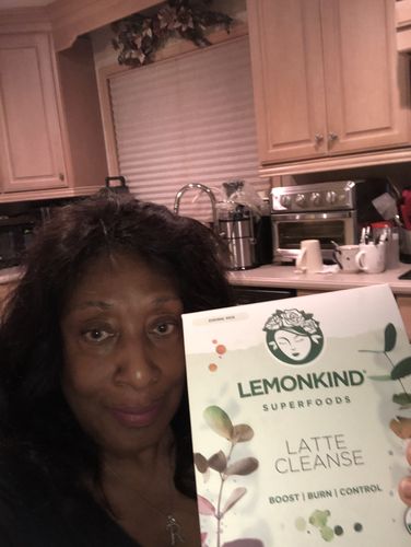 Customer photo review of 5 Day FAT-BURN Latte Cleanse, Vegan Ready-to-Mix Meal Replacements (25 Lattes)