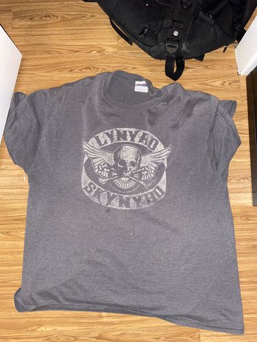 Customer photo review of Lynyrd Skynyrd T Shirt Size XL