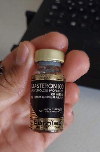 Reseña con foto de un cliente sobre Masteron 100 x 10ml