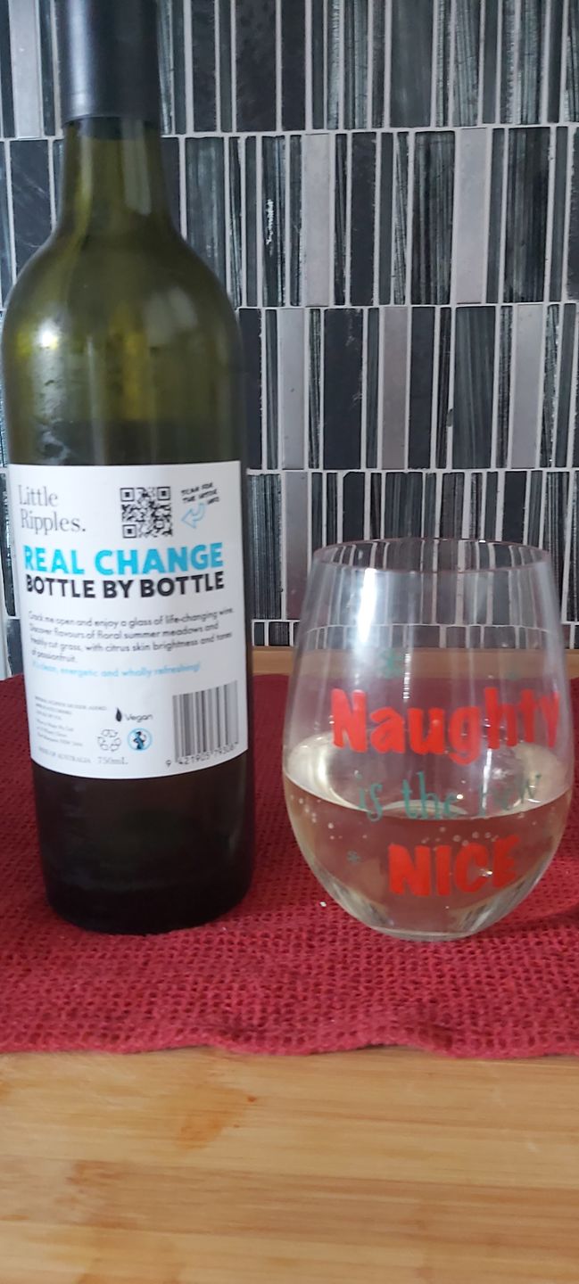 Customer photo review of Mixed Whites 6 pack