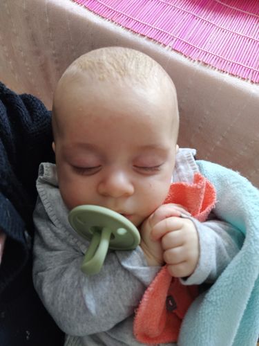 Customer photo review of Chupete Oliva Nenina & Co