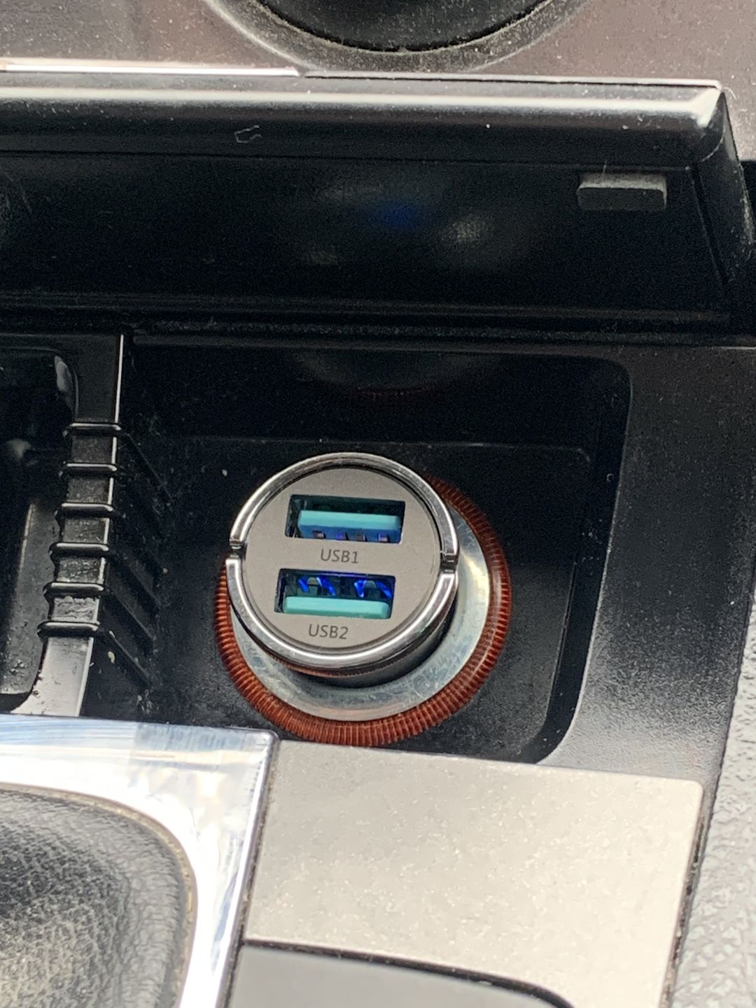 Customer photo review of Wegman Autolader Fast Charge QC3.0 45W 5A