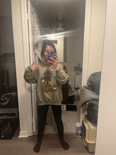 Customer photo review of Vintage Cats Patch Sweatshirt Size Medium Fits Small