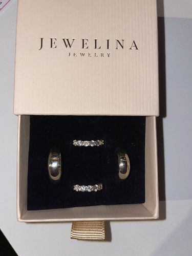 Customer photo review of Celia Creolen