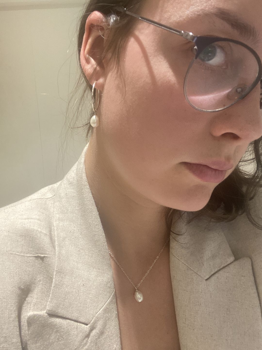Customer photo review of Pearl Medium Hoops
