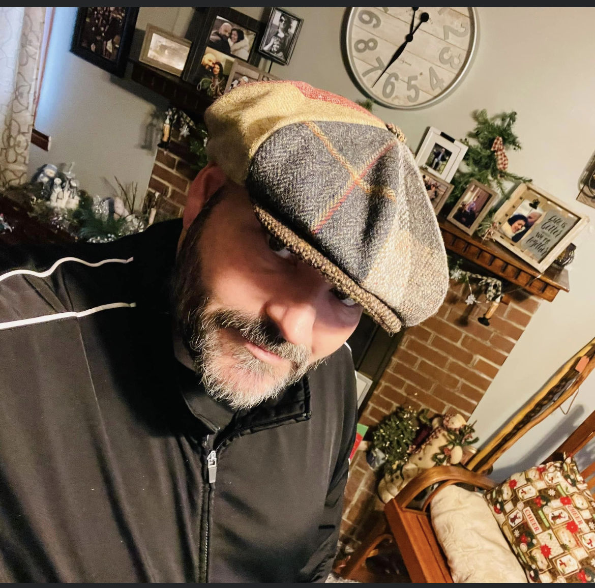 Customer photo review of Eight Piece Cap Patchwork Tweed