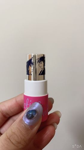 Customer photo review of 柯南系列唇膏