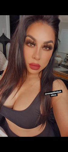 Customer photo review of Sorayama Green Contact Lenses