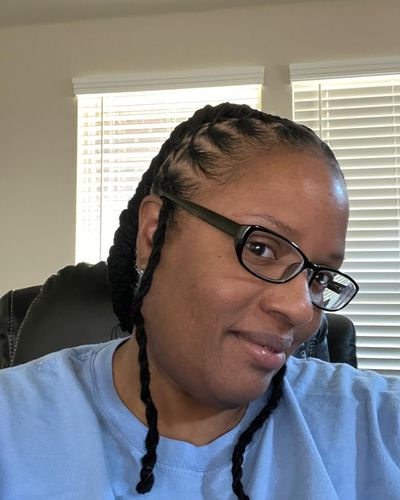 Customer photo review of Entire Peculiar Roots Locs & Natural Hair Box