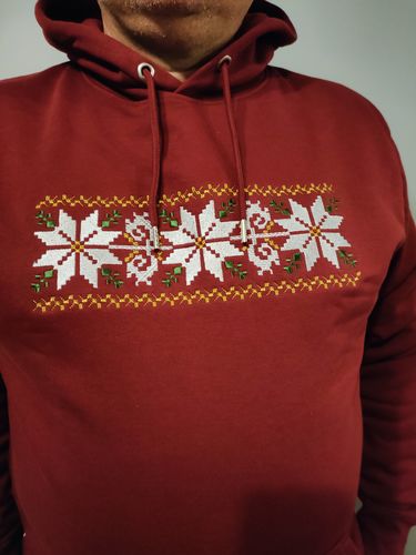 Customer photo review of Плътна унисекс блуза с качулка бродирана с шевица "Капанска"