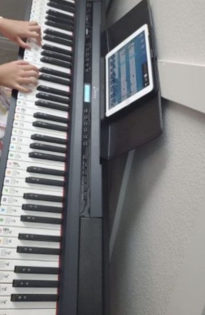 Customer photo review of Donner DEP-20 Piano numérique portable pleine grandeur 88 touches