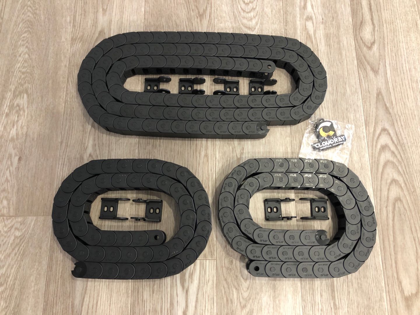 Customer photo review of Cloudray J18BF.1.N Semi-Enclosed Interior Opening Cable Drag Chains
