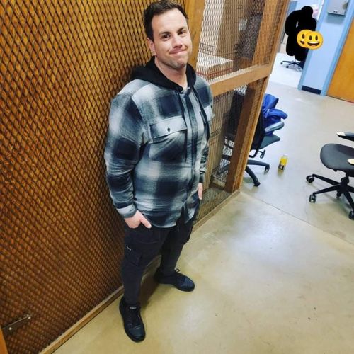 Customer photo review of Size Up Charcoal Cargo Joggers