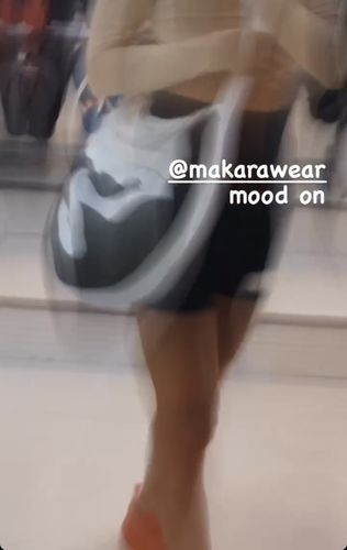 Customer photo review of Round Makara Tote Bag