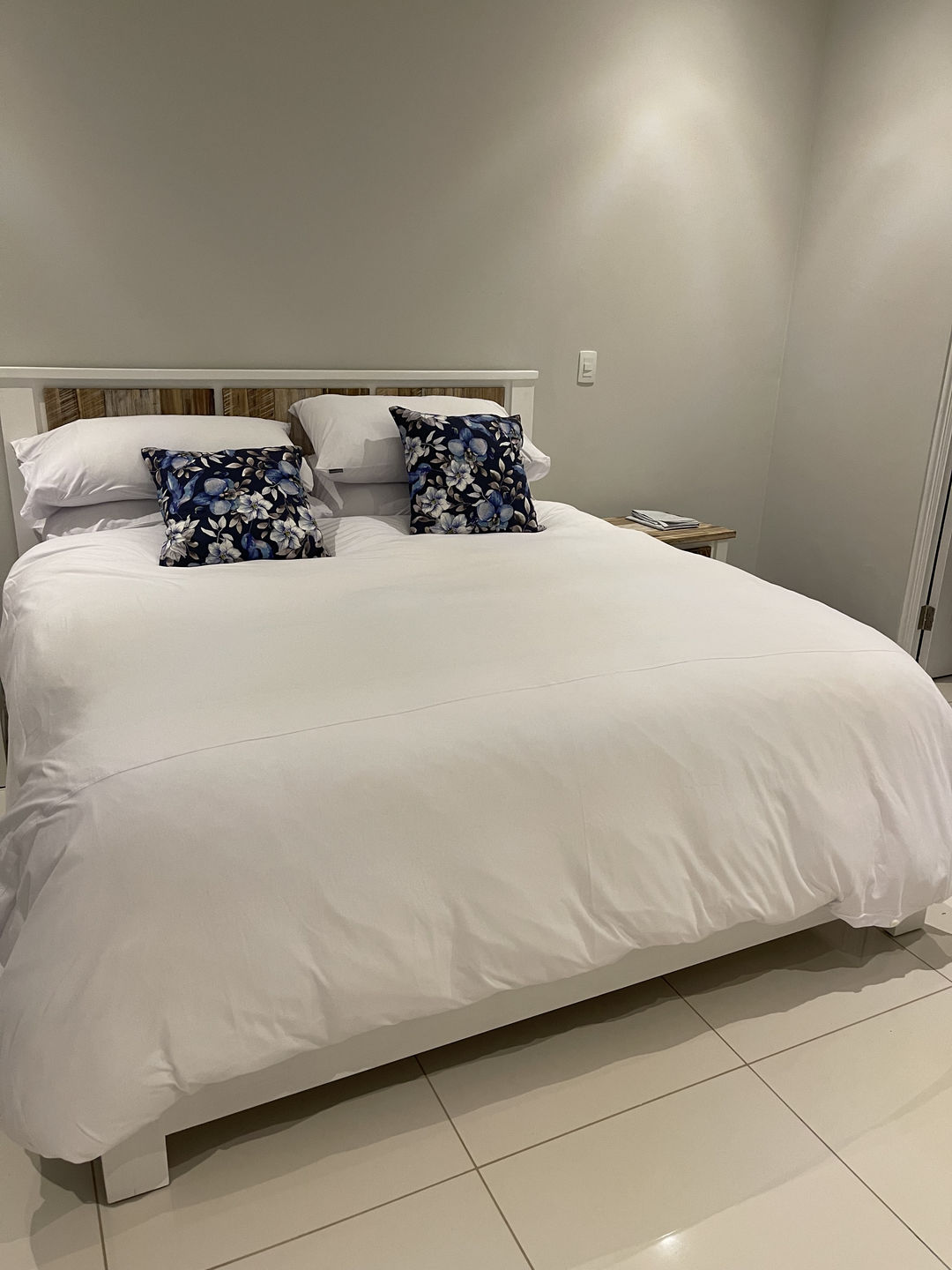 Customer photo review of Scandinavian White Duvet Cover Set