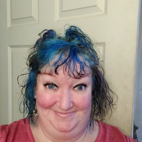 Customer photo review of Pro Aqua Blue Prescription Contact Lenses