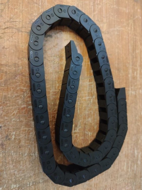 Customer photo review of Cloudray J18BF.1.N Semi-Enclosed Interior Opening Cable Drag Chains