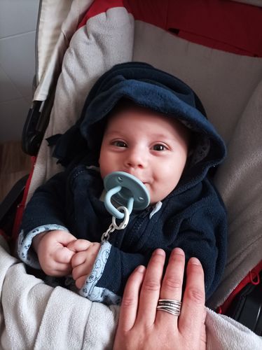 Customer photo review of Chupete Celeste Nenina & Co