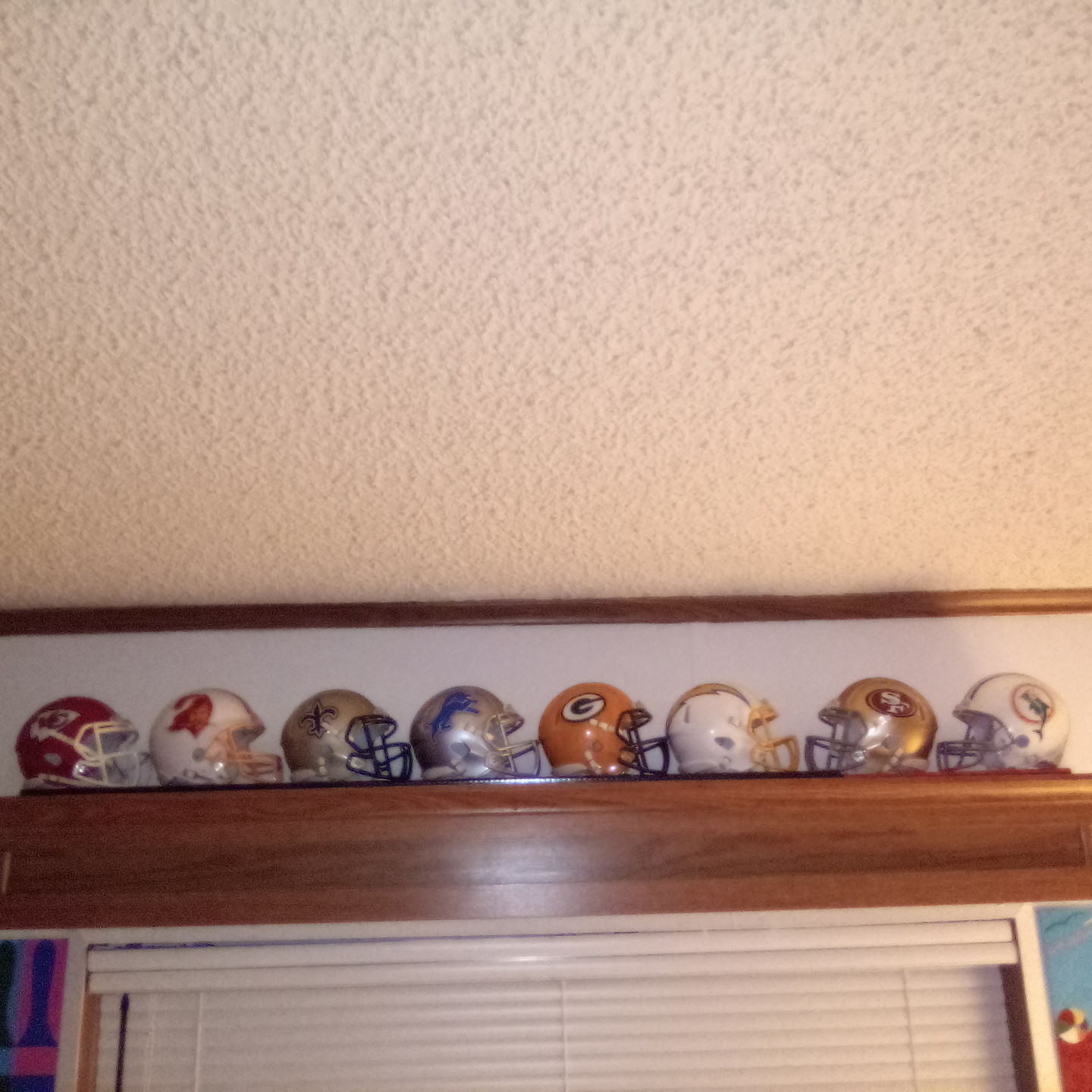 Customer photo review of New Orleans Saints Riddell Speed Mini Football Helmet