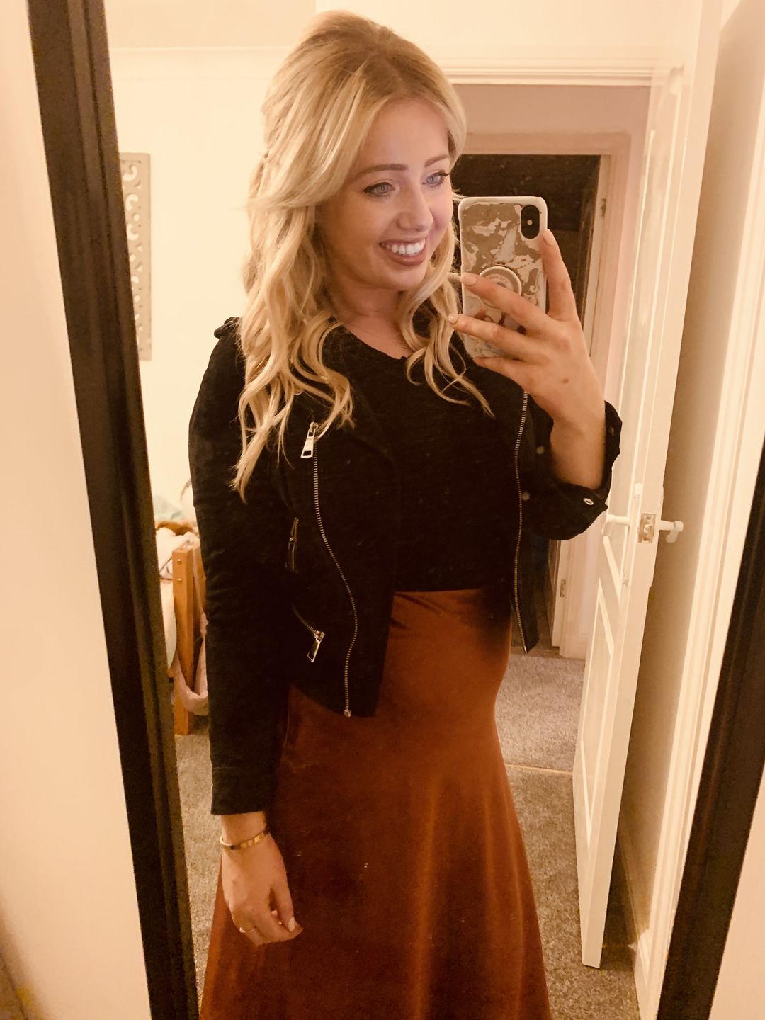 Customer photo review of 14" Seamless Five Piece Clip-in Human Hair Extension (95g)