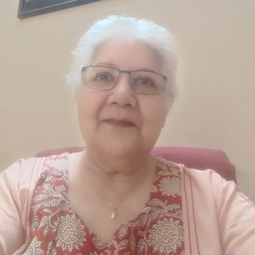 Customer photo review of Pashtush Premium Collection Extra Fine Chic Pashmina Handfeel Scarf In Bottle Green
