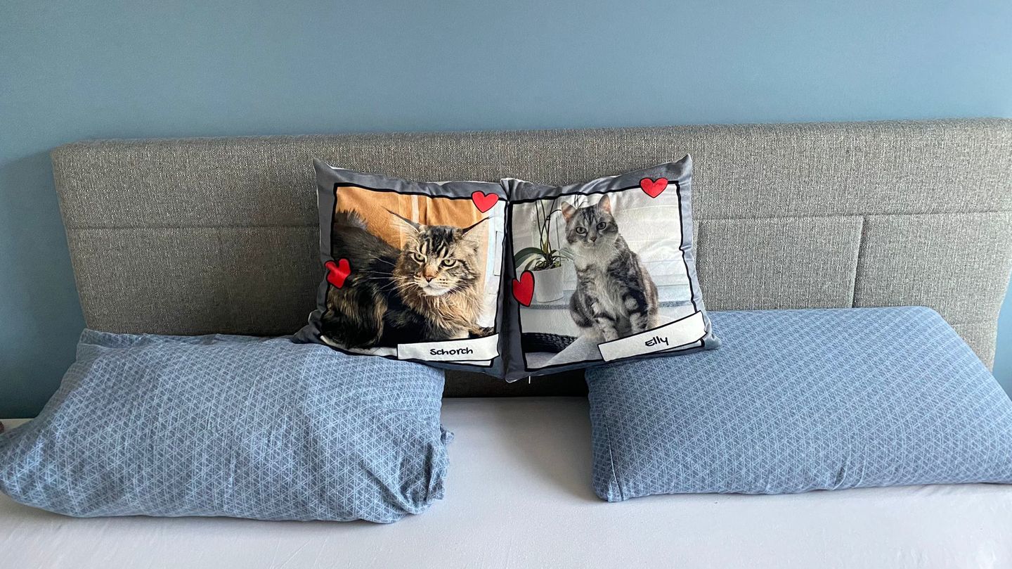 Customer photo review of Fotokissen mit Herzchen - Individuelles Kissen