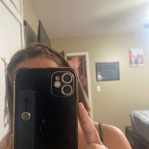 Customer photo review of Wrist Strap Electroplated Bumper iPhone Case