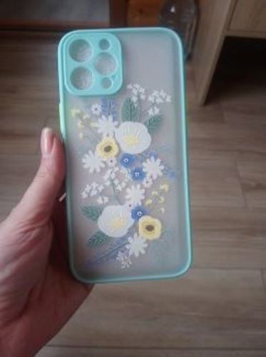 Customer photo review of Fashion Cute Flower iPhone Case