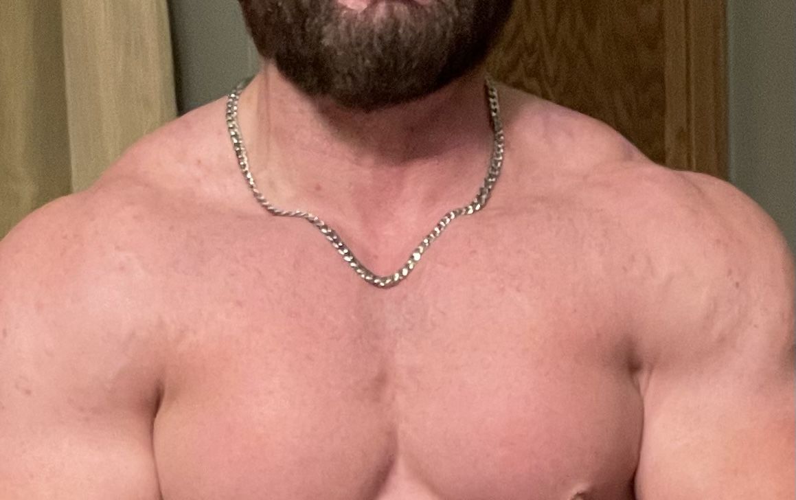 Customer photo review of 8mm Cuban Link Chain