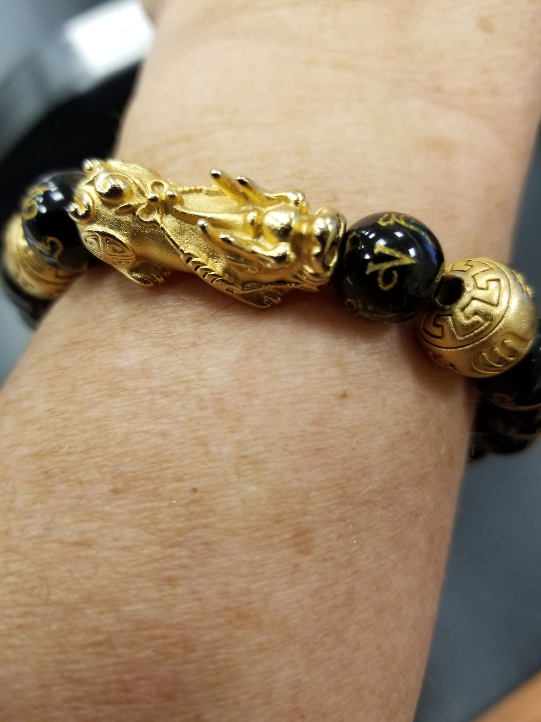 Customer photo review of Pi Yao Obsidian Wealth Bracelet
