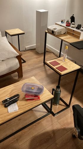 Customer photo review of Mesa lateral Piscolera 30 x 30 x 70  NEGRO MIMA