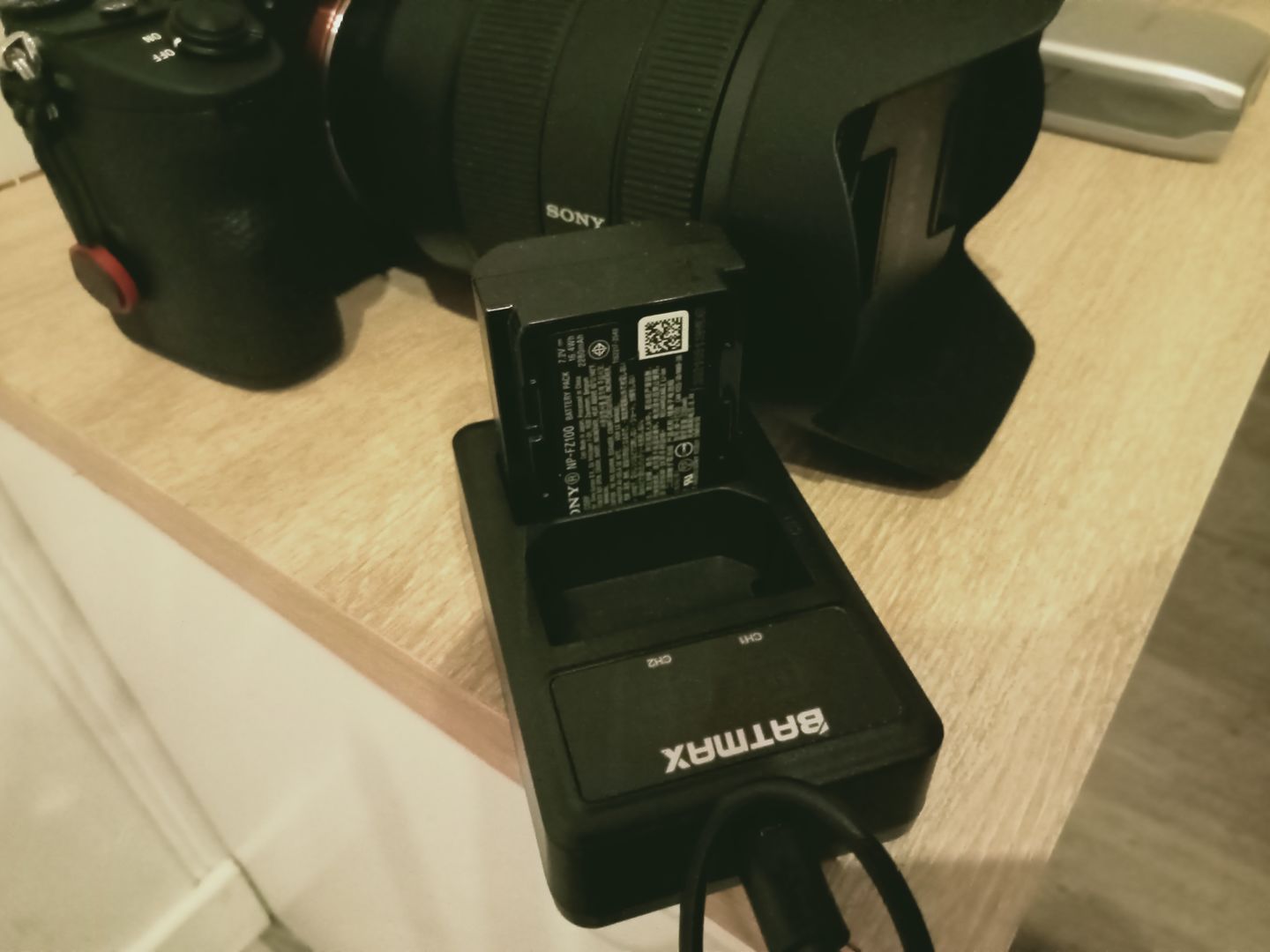 Customer photo review of Chargeur double Batmax NP-FZ100  pour SONY A7III A9 A7R III